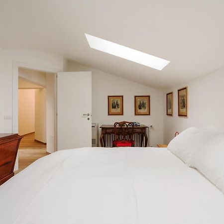شقة Amazing Flat With Big Terrace And Private Car Park فيرونا المظهر الخارجي الصورة